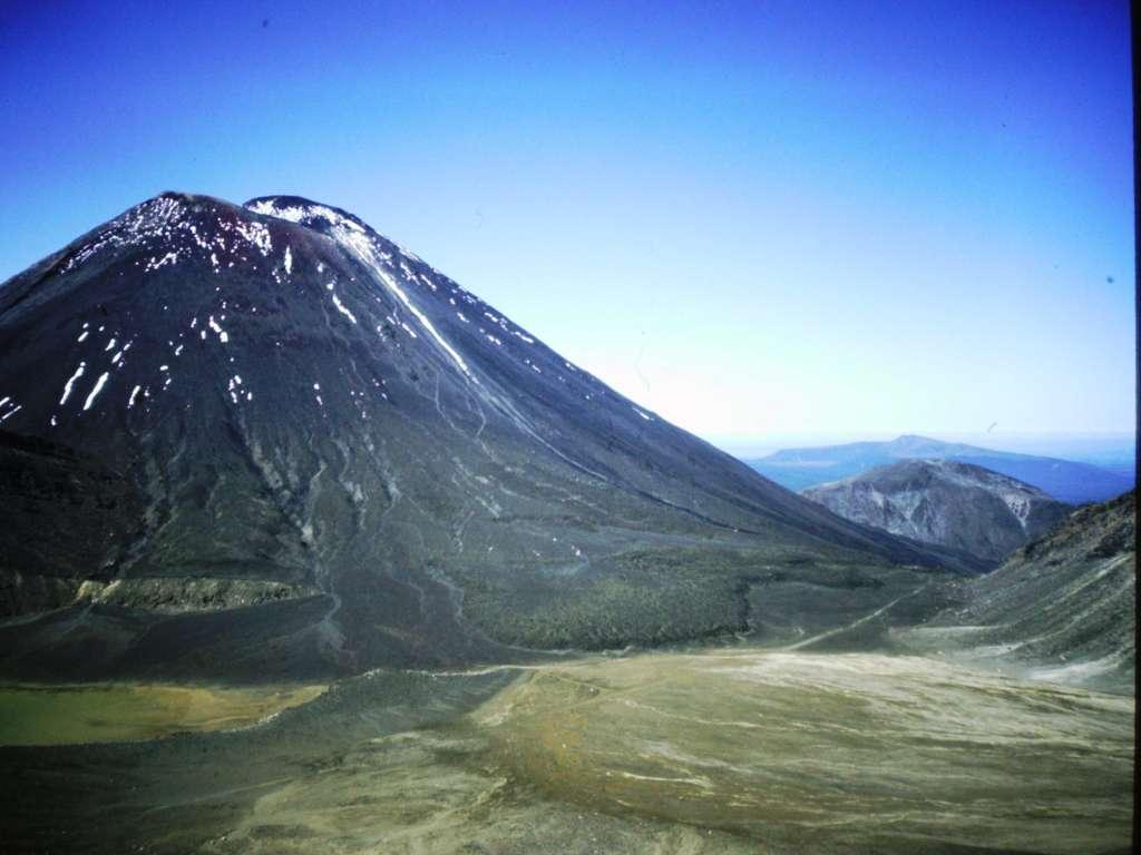 Tramping Tongariro and Climbing Ngauruhoe in New Zealand