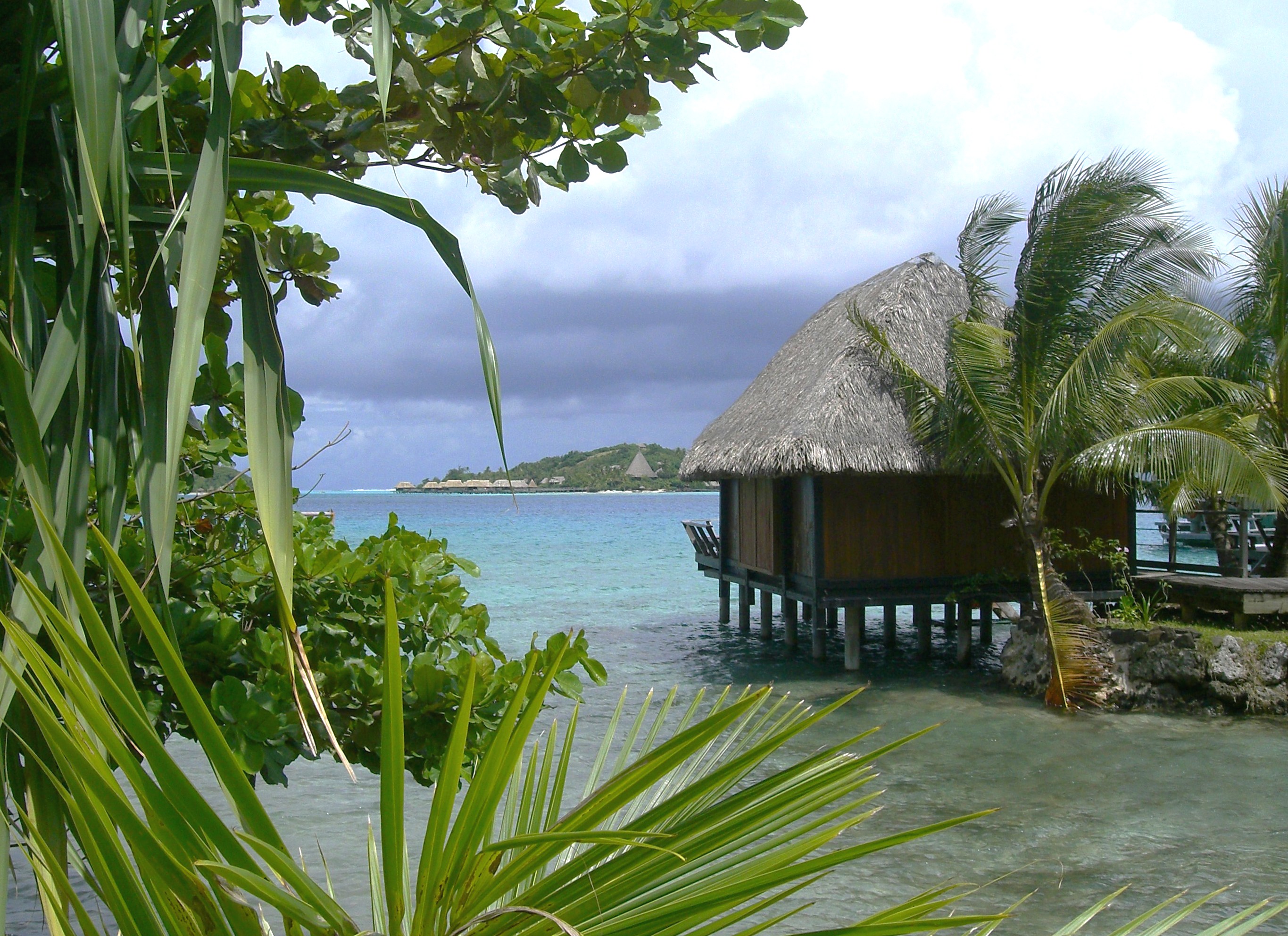 Cruising around French Polynesia in the South Pacific