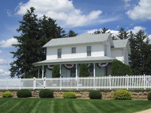 The Lansing Home is a slice of Americana